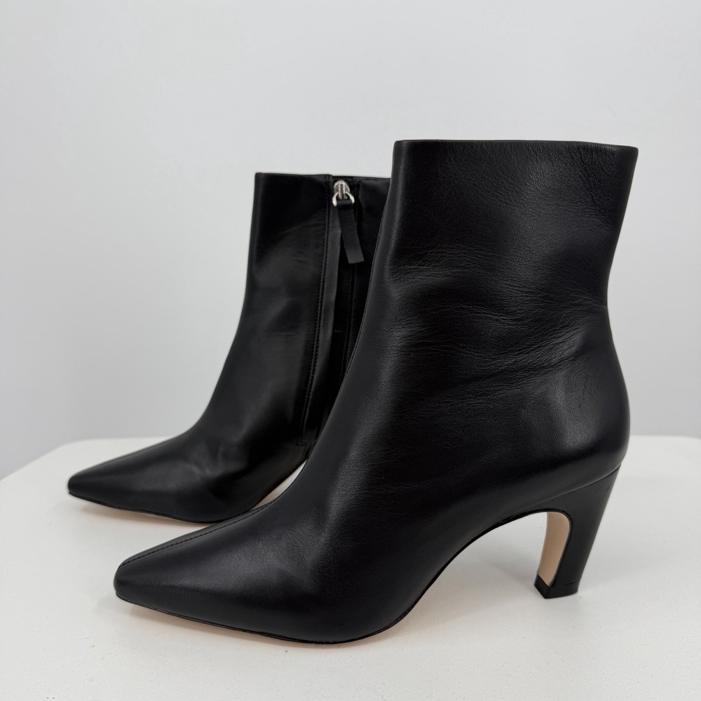 Everlane The Short Banana Heel Boot in Black Leather size 7.5 Ankle Side Zip